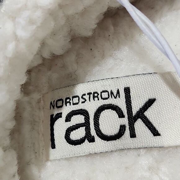 Nordstrom Rack Slippers For Women Size Small Red Plaid Moccasin - Picture 8 of 12